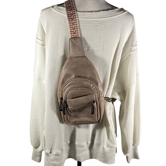 Miroeda Sling Backpack With Adjustable Strap & Multiple Zipper Compartments In B - Picture 2 of 11